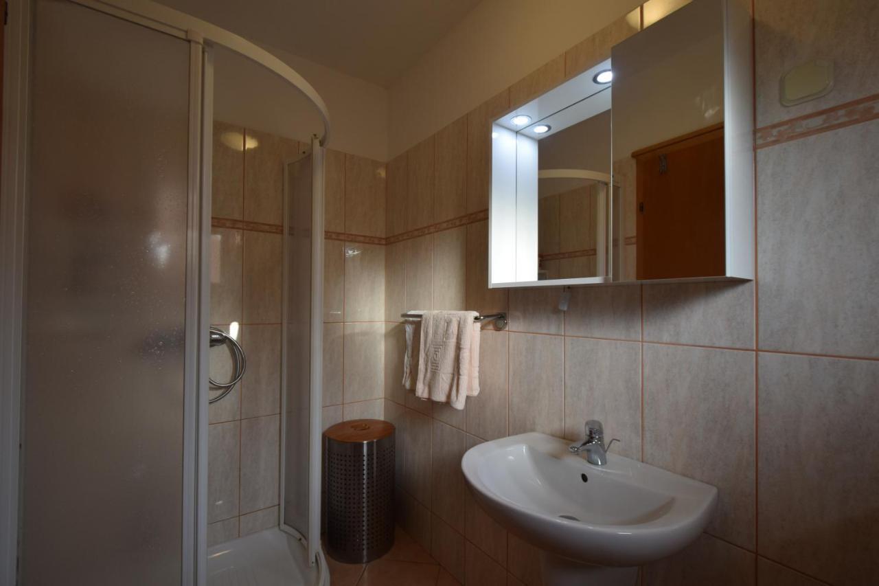 Jelka Apartment *
