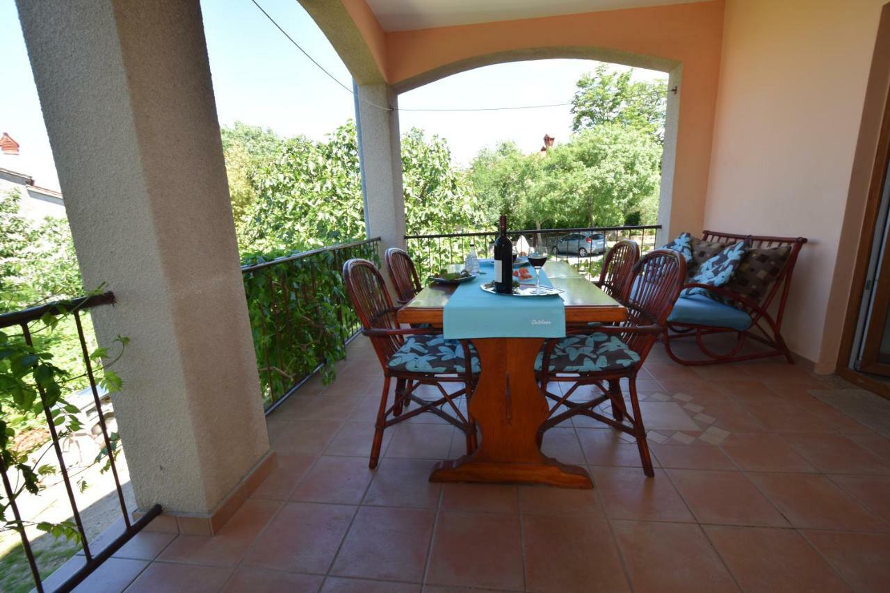Apartment Jelka Malinska